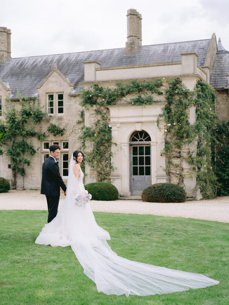 Euridge Manor cotswolds luxury wedding venue flowers by Flourish and Grace