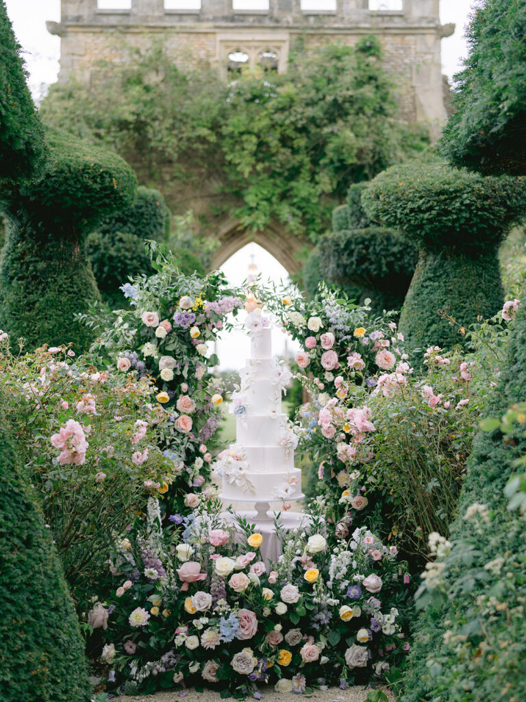 Euridge Manor cotswolds luxury wedding venue flowers by Flourish and Grace
