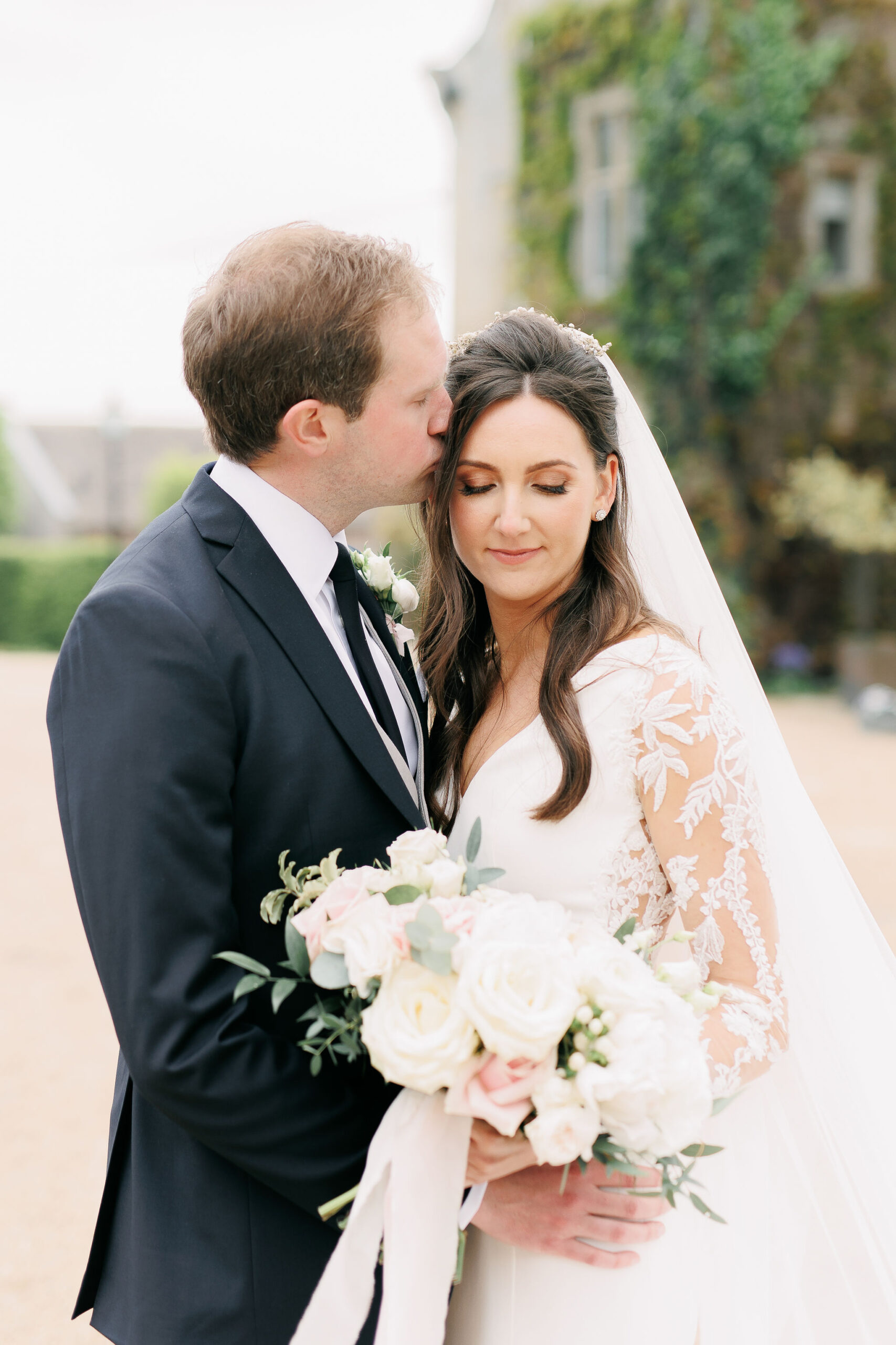 Hyde House Cotswolds wedding venue with wedding florist Flourish and Grace with White Stag Weddings Photography, questions to ask your wedding florist, bouquet with white and pink roses