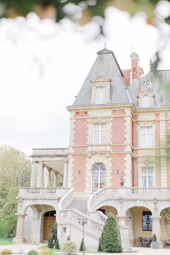 Wedding venue Chateau bouffemont in paris